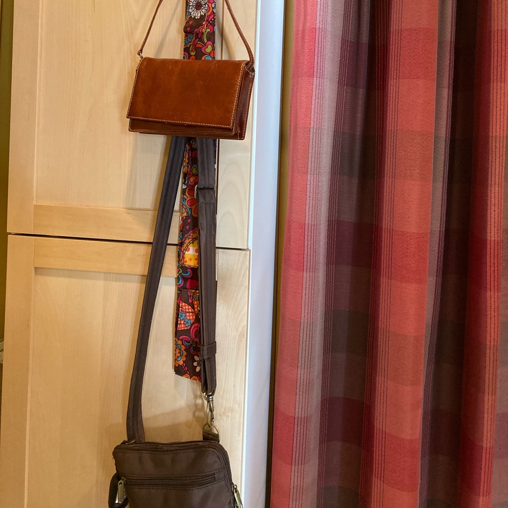 🌺FREE with purchase Handbag closet hanger